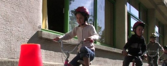 Reportage sur la mini piste �ducation routi�re AAPEN